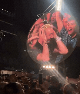 美国IT公司CEO因出轨辞职,万千网友呼吁胡锡进宋清辉们为之发声