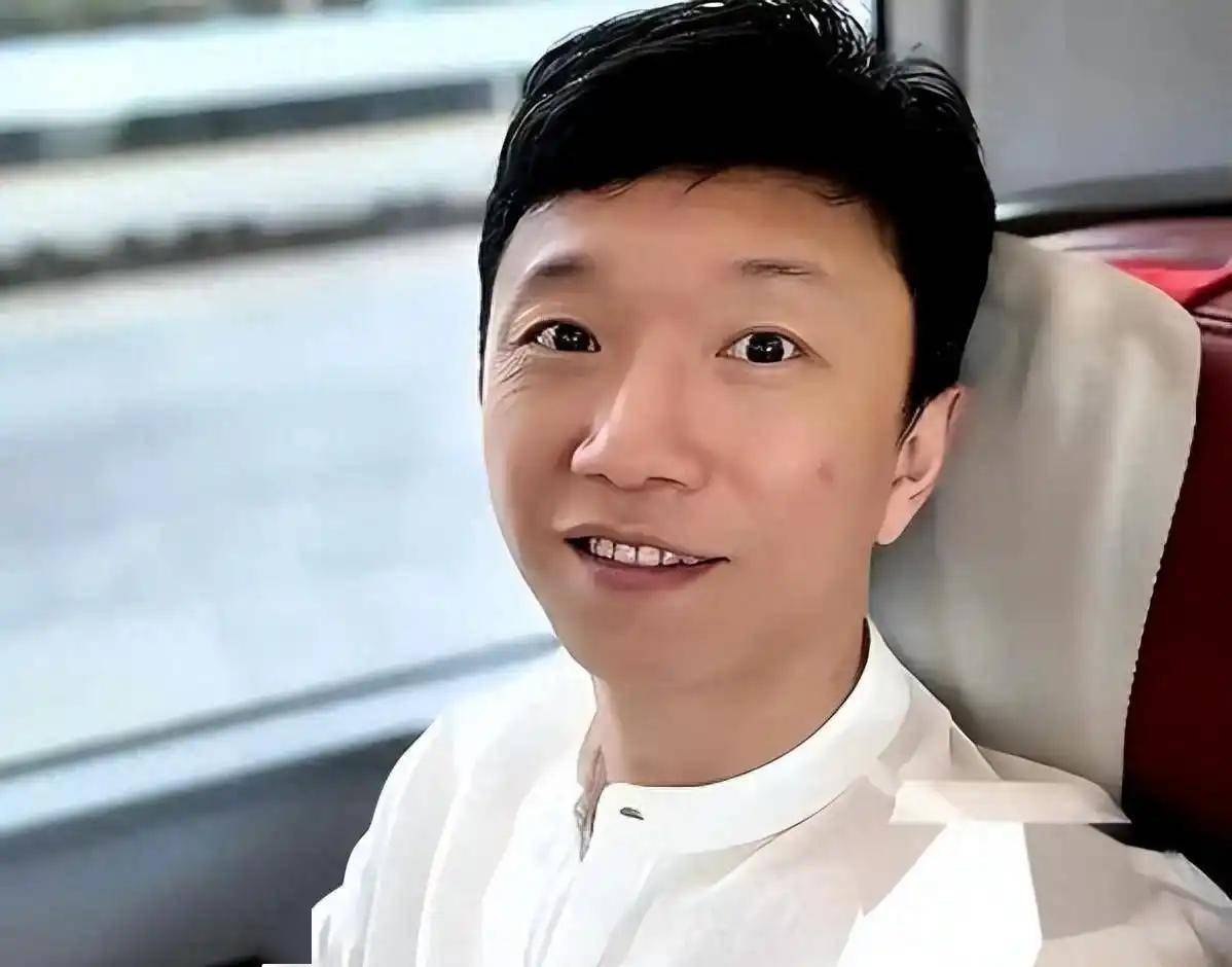 演技炸裂！宋家腾凭《归队》爆红！从配角到主角的逆袭之路，因音乐结缘的恩爱夫妻