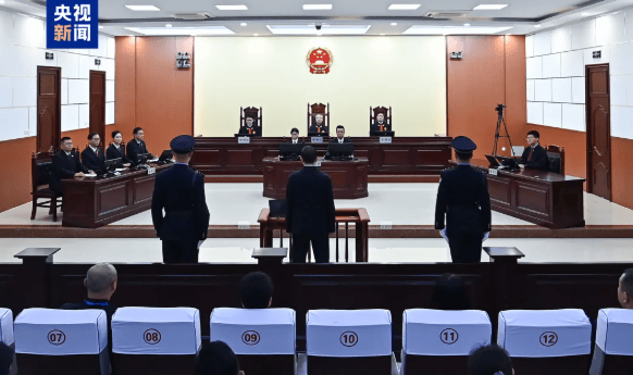 “靠军工吃军工”的何文忠,被判死缓