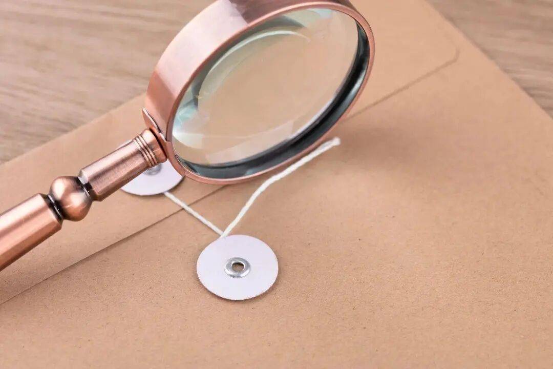 国防军工单位临聘人员为“有面子”泄密,偷拍军事装备发到家庭群