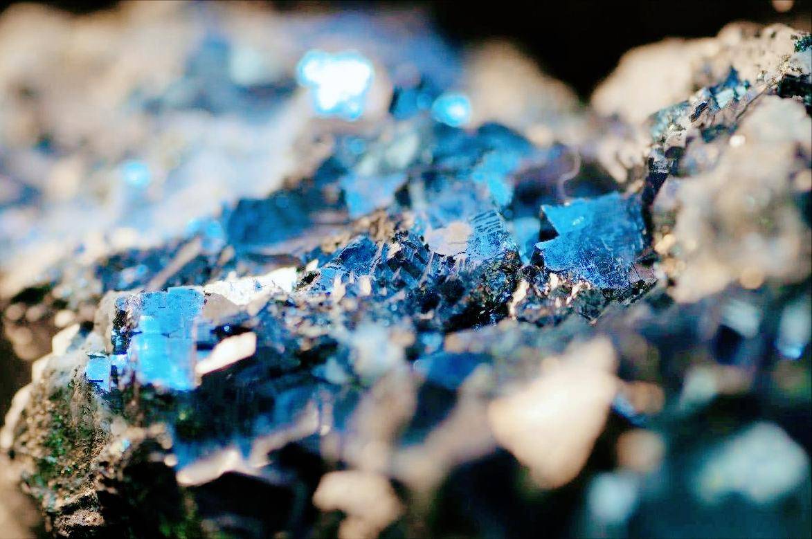 10记重拳打出组合攻势,美军工供应链崩裂在即,北京稳坐钓鱼台