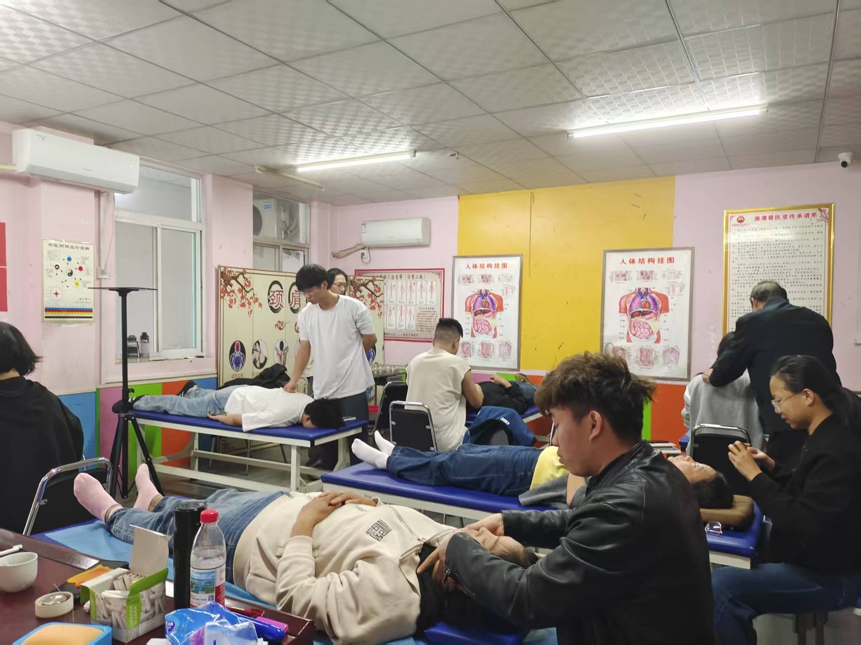 装修老板转行做推拿开启健康新事业