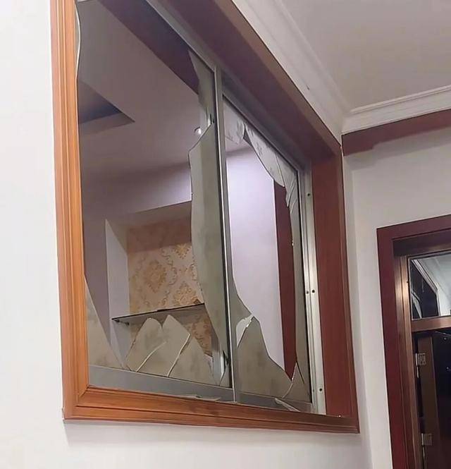 山东一工厂起火爆炸，火球腾空而起！附近数公里有震感