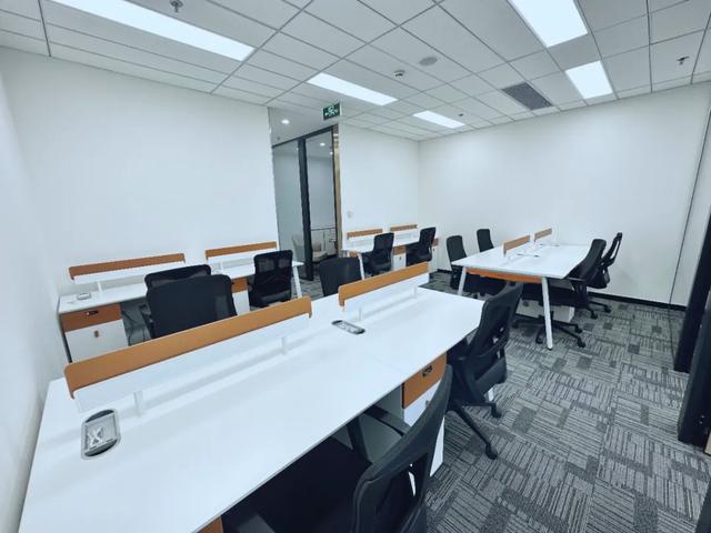 浦东证券(浦东证券交易中心地址在哪里啊)